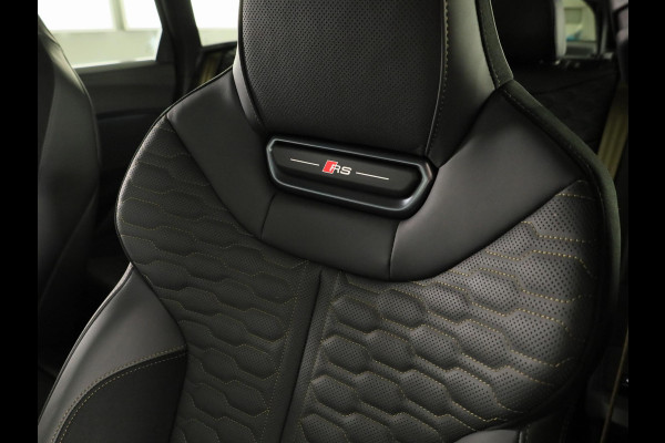 Audi A5 Avant RS 5 e-hybrid quattro | Panoramadak | Keramische remmen | Carbon pakket | RS Design pakket | Head Up display |