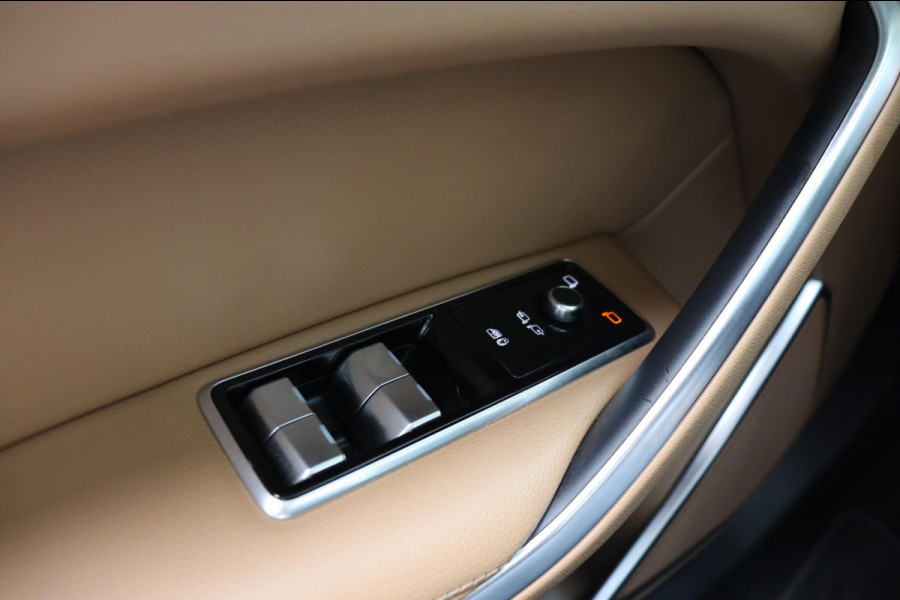 Jaguar F-Pace 2.0 P400e PHEV R-Dynamic S org.NL ,schuifdak stuur+raamverw.