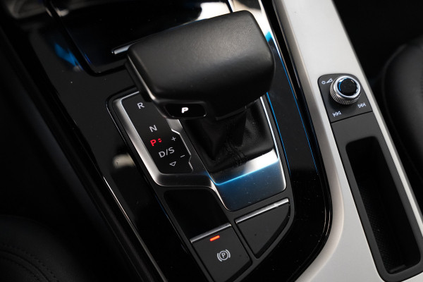 Audi A4 Avant 35 TFSI S edition S-line Leder Full-led Adaptive-Cruise 24 Maanden garantie* (Vraag naar de voorwaarden)
