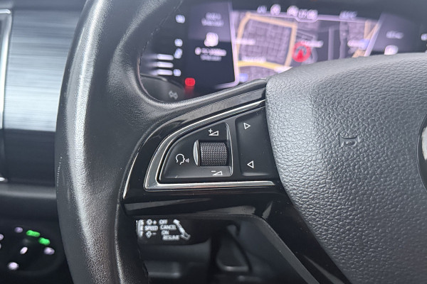Škoda Kodiaq 1.5 TSI Business Edition 7p. (TREKHAAK, CAMERA, CRUISE ADAPTIEF, STOELVERWARMING, NAVIGATIE, CARPLAY)