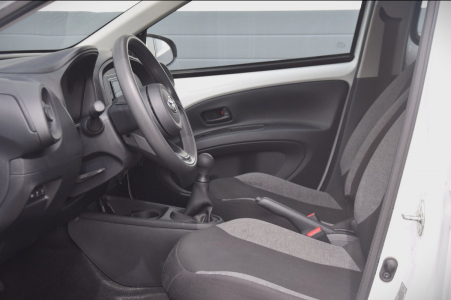 Toyota Aygo X 1.0 VVT-i MT APPLE CARPLAY/ADAPTIEVE CRUISE/LED DAGRIJ VERLICHTING