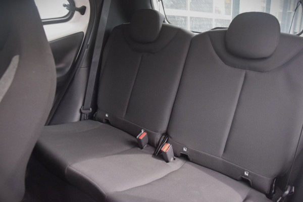 Toyota Aygo X 1.0 VVT-i MT APPLE CARPLAY/ADAPTIEVE CRUISE/LED DAGRIJ VERLICHTING