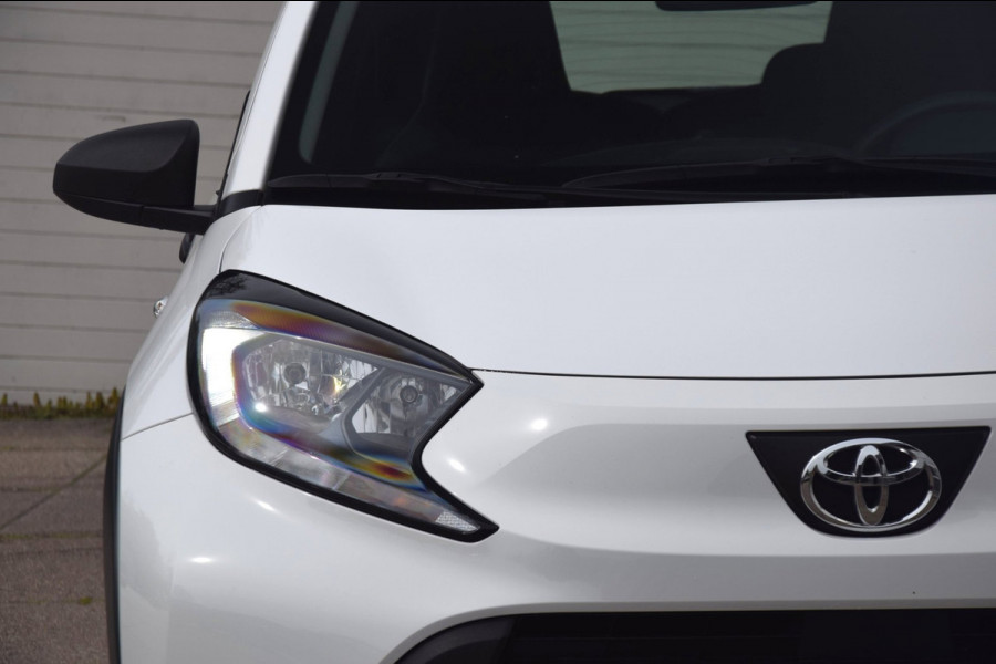 Toyota Aygo X 1.0 VVT-i MT APPLE CARPLAY/ADAPTIEVE CRUISE/LED DAGRIJ VERLICHTING