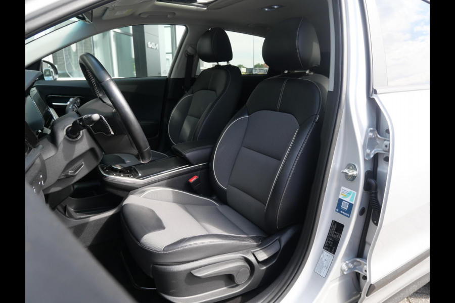 Kia e-Niro DynamicPlusLine 64 kWh | Schuif-kantel dak | Stoel-stuurverwarming | Carplay | Keyless | Navi | Cruise |