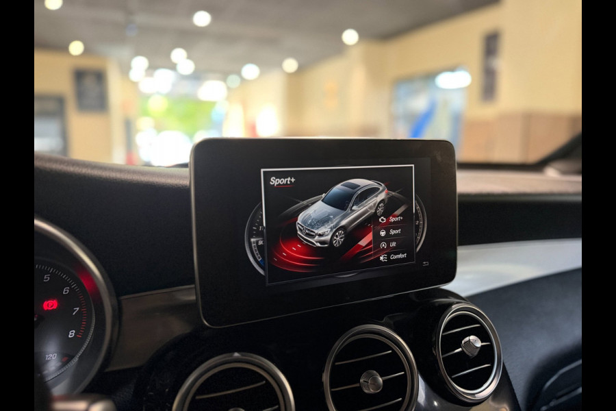 Mercedes-Benz GLC Coupé 250 4MATIC|Camera|Leder|Navi|Treeplanken