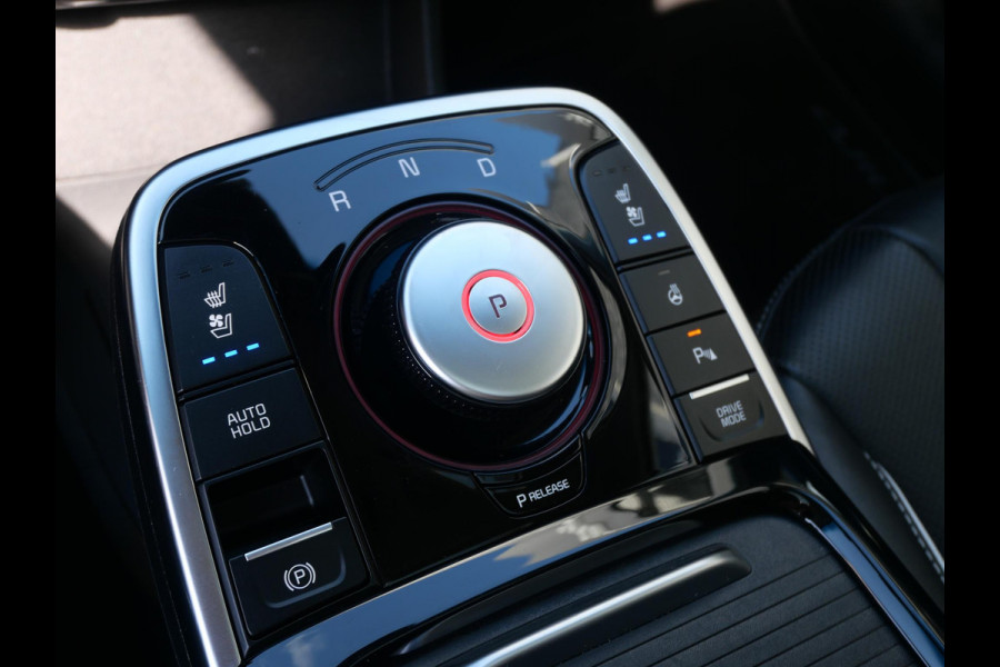 Kia e-Niro ExecutiveLine 64 kWh | Stoelverwarming-ventilatie | Schuif-kanteldak | Keyless |  Electrische Stoelen |