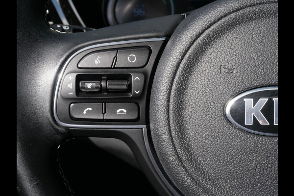 Kia e-Niro ExecutiveLine 64 kWh | Stoelverwarming-ventilatie | Schuif-kanteldak | Keyless |  Electrische Stoelen |