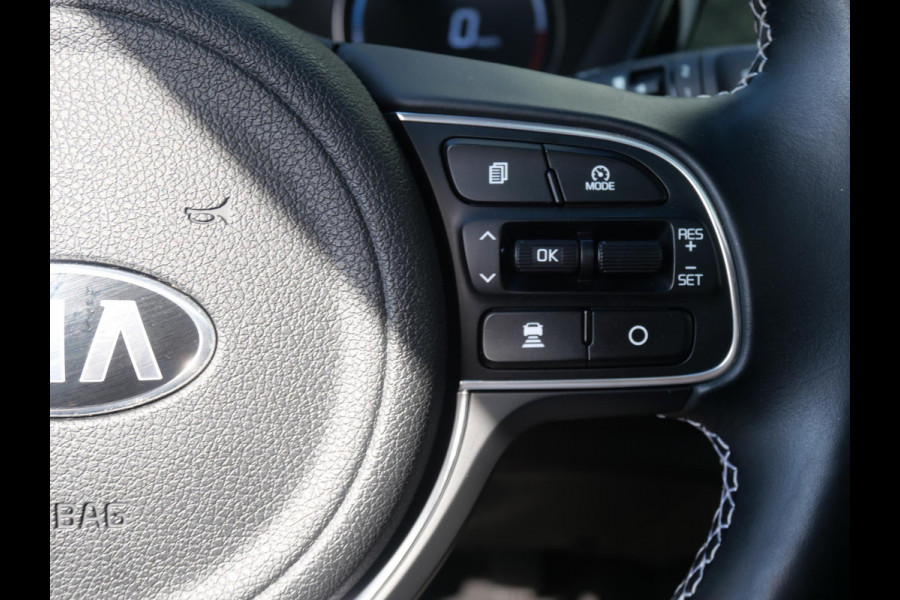Kia e-Niro ExecutiveLine 64 kWh | Stoelverwarming-ventilatie | Schuif-kanteldak | Keyless |  Electrische Stoelen |