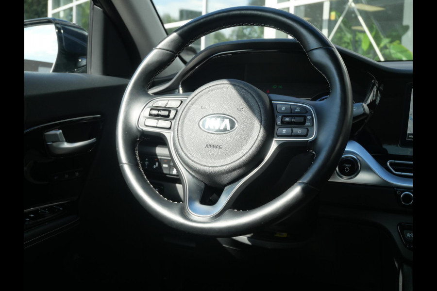 Kia e-Niro ExecutiveLine 64 kWh | Stoelverwarming-ventilatie | Schuif-kanteldak | Keyless |  Electrische Stoelen |
