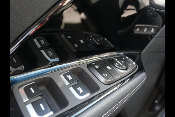 Kia e-Niro ExecutiveLine 64 kWh | Stoelverwarming-ventilatie | Schuif-kanteldak | Keyless |  Electrische Stoelen |