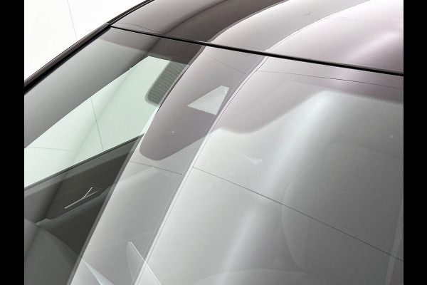 Volkswagen Golf 1.5 eTSI Black Line CAMERA | IQ Light + Grill | VIRTUAL