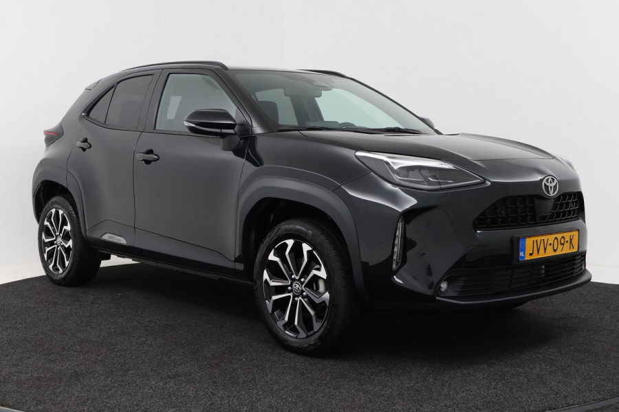 Toyota Yaris Cross 1.5 Hybrid 115 Dynamic (STOELVERWARMING, STUURVERWARMING, CAMERA, ADAPTIEVE CRUISE CONTROL, PARKEERSENSOREN)