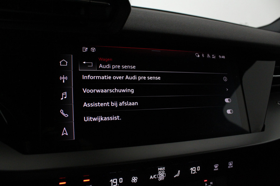 Audi A3 Sportback 40 TFSI e Edition > Plug-in hybride/Manhattangrijs/All season banden/12 maanden garantie