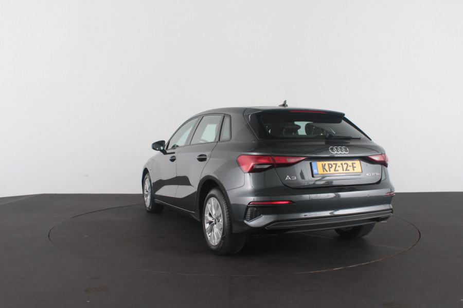 Audi A3 Sportback 40 TFSI e Edition > Plug-in hybride/Manhattangrijs/All season banden/12 maanden garantie