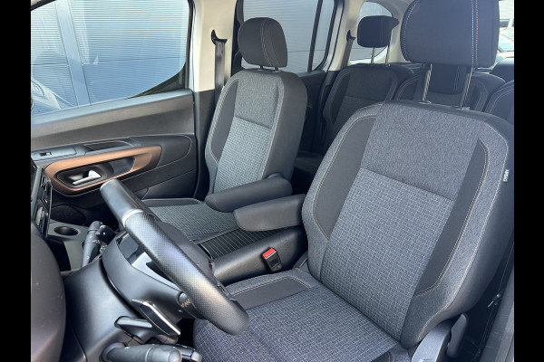 Peugeot Rifter 130PK GT Automaat - Rolstoel (til) lift - Stoelverwarming
