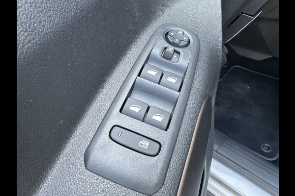 Peugeot Rifter 130PK GT Automaat - Rolstoel (til) lift - Stoelverwarming
