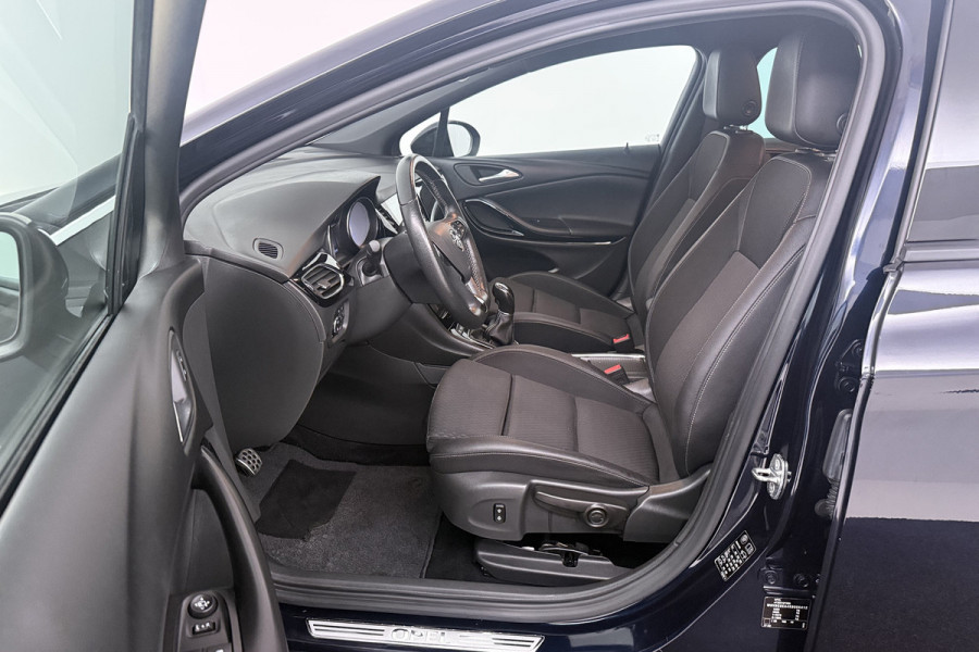 Opel Astra Sports Tourer 1.0 Turbo Business Executive (TREKHAAK, CAMERA, STOEL/STUUR VERWARMING, NAVIGATIE, PARKEERSENSOREN)