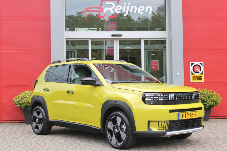 Fiat Grande Panda LA PRIMA 113PK 11 kW 44 kWh | WINTERPACK: STOEL/STUUR/VOORRUIT VERWARMING | DRAADLOZE APPLE CARPLAY/ANDROID AUTO | NAVIGATIE | ACHTERUITRIJCAMERA | PARKEERSENSOREN VOOR + ACHTER | DRAADLOZE TELEFOONLADER | LED KOPLAMPEN | CLIMATE CONTROL | 3-FASE | 17" LICHTMETALEN VELGEN | PRIVACY GLASS | ACHTERSPOILER |
