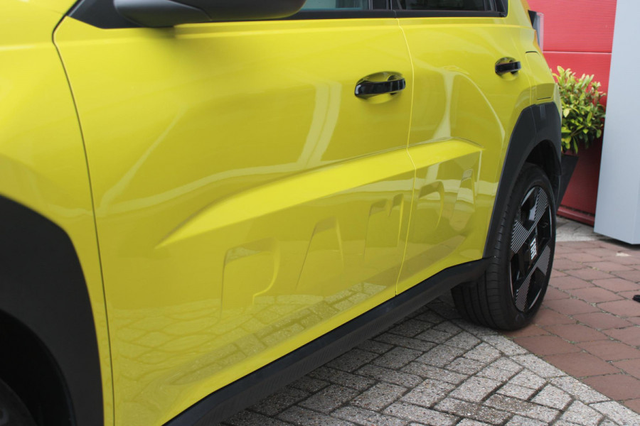 Fiat Grande Panda LA PRIMA 113PK 11 kW 44 kWh | WINTERPACK: STOEL/STUUR/VOORRUIT VERWARMING | DRAADLOZE APPLE CARPLAY/ANDROID AUTO | NAVIGATIE | ACHTERUITRIJCAMERA | PARKEERSENSOREN VOOR + ACHTER | DRAADLOZE TELEFOONLADER | LED KOPLAMPEN | CLIMATE CONTROL | 3-FASE | 17" LICHTMETALEN VELGEN | PRIVACY GLASS | ACHTERSPOILER |