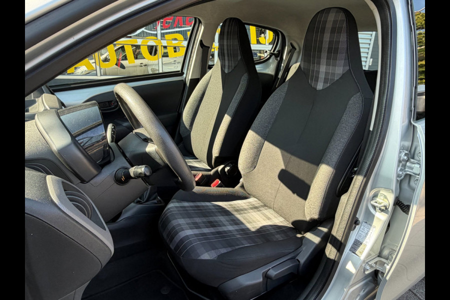 Peugeot 108 1.0 e-VTi Active - 25.000 km - 5Drs I Airco I LED / Xenon I Comfort pakket I Dealer onderhouden