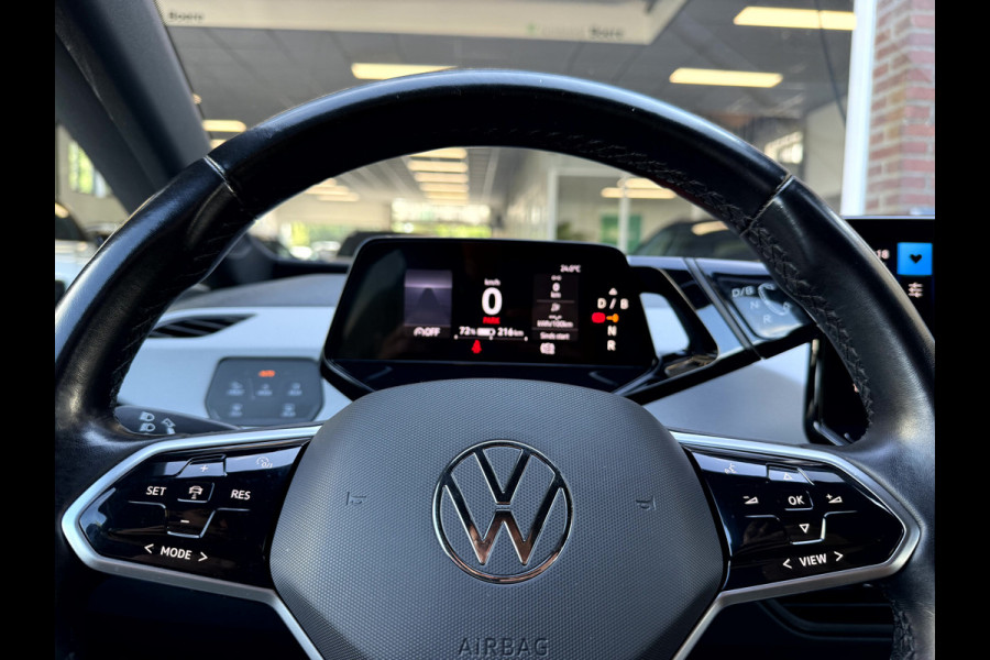 Volkswagen ID.3 First Plus 58 kWh SOH 90.4%, 20''Lmv, Trekhaak