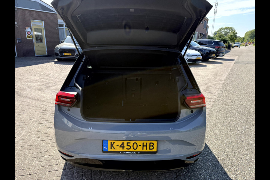 Volkswagen ID.3 First Plus 58 kWh SOH 90.4%, 20''Lmv, Trekhaak