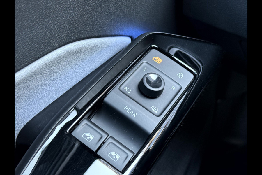 Volkswagen ID.3 First Plus 58 kWh SOH 90.4%, 20''Lmv, Trekhaak