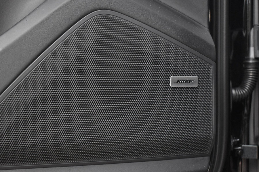 Porsche Cayenne Coupé 3.0 E-Hybrid Sport Design Carbon | Pano | Bijrijdersdisplay | ACC | Bose | 18-voudig Stoelen | 22'' Wielen |