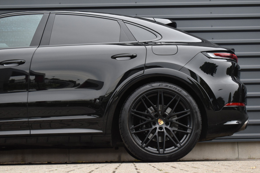 Porsche Cayenne Coupé 3.0 E-Hybrid Sport Design Carbon | Pano | Bijrijdersdisplay | ACC | Bose | 18-voudig Stoelen | 22'' Wielen |