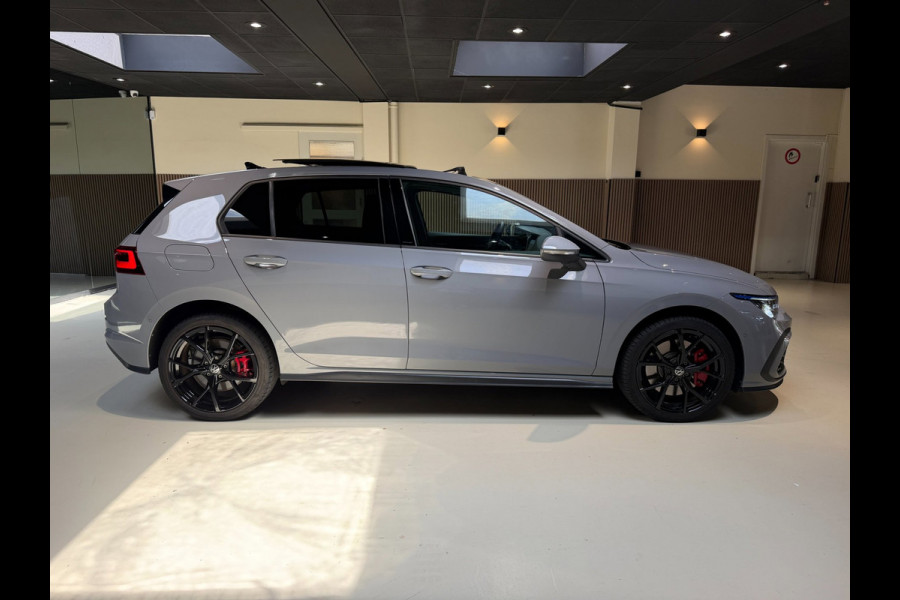 Volkswagen Golf 1.4 eHybrid GTE|Pano|Keyless|Matrix|HUD|Sfeer|