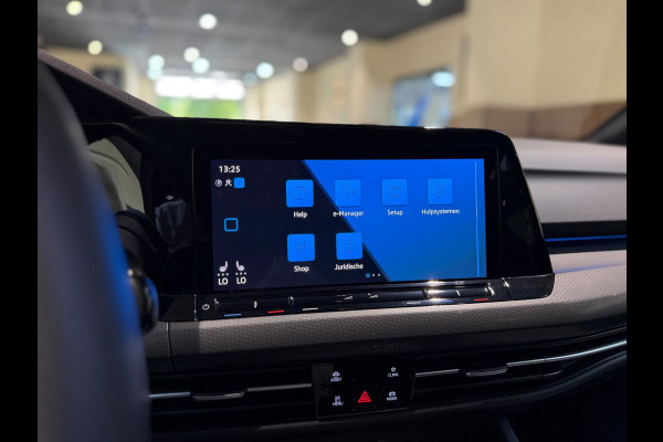 Volkswagen Golf 1.4 eHybrid GTE|Pano|Keyless|Matrix|HUD|Sfeer|