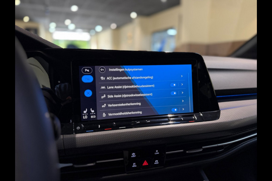 Volkswagen Golf 1.4 eHybrid GTE|Pano|Keyless|Matrix|HUD|Sfeer|