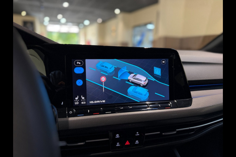 Volkswagen Golf 1.4 eHybrid GTE|Pano|Keyless|Matrix|HUD|Sfeer|