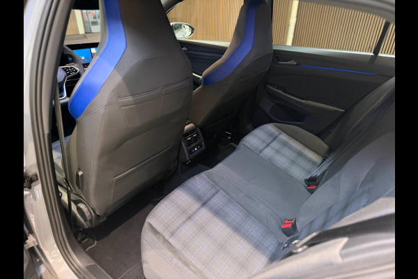 Volkswagen Golf 1.4 eHybrid GTE|Pano|Keyless|Matrix|HUD|Sfeer|