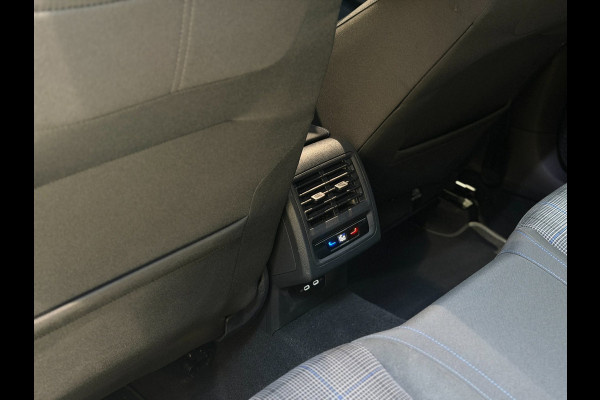 Volkswagen Golf 1.4 eHybrid GTE|Pano|Keyless|Matrix|HUD|Sfeer|