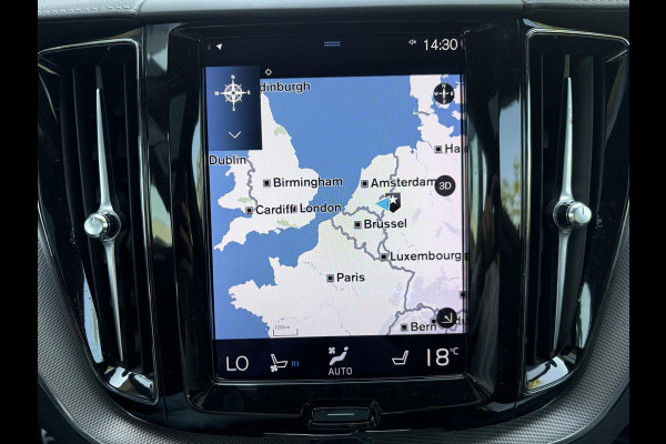 Volvo XC60 2.0 Recharge T6 AWD R-Design 35.000KM! | VOLLEDIG VOLVO DEALER ONDERHOUDEN| HARMAND KARDON| MEMORY STOEL| ELEKTRISCHE ACHTERKLEP| STOELVENTILATIE| PANO| NAPPALEER|