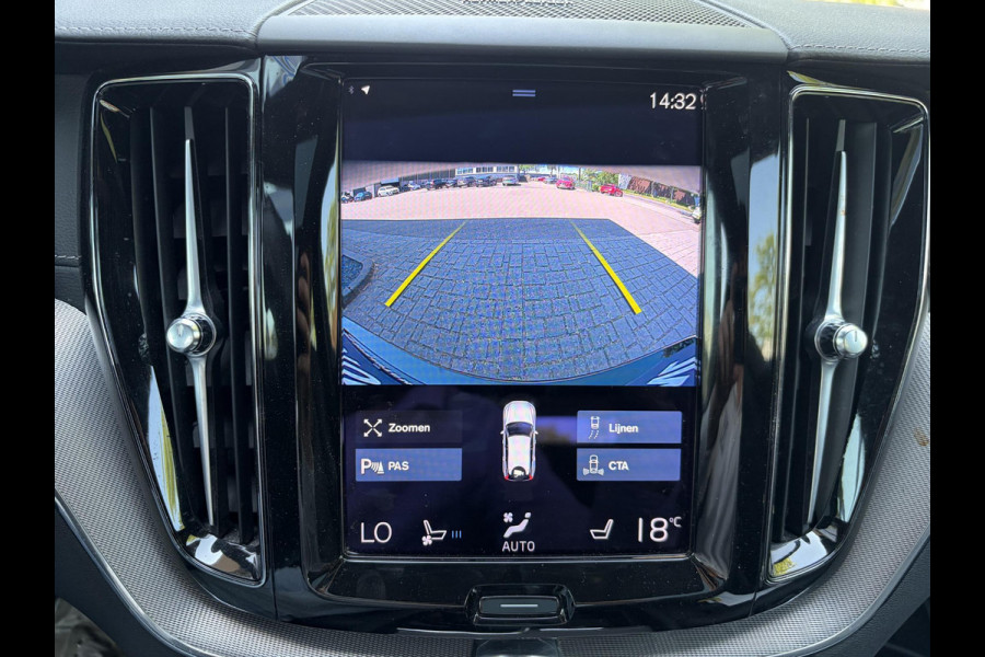 Volvo XC60 2.0 Recharge T6 AWD R-Design 35.000KM! | VOLLEDIG VOLVO DEALER ONDERHOUDEN| HARMAND KARDON| MEMORY STOEL| ELEKTRISCHE ACHTERKLEP| STOELVENTILATIE| PANO| NAPPALEER|