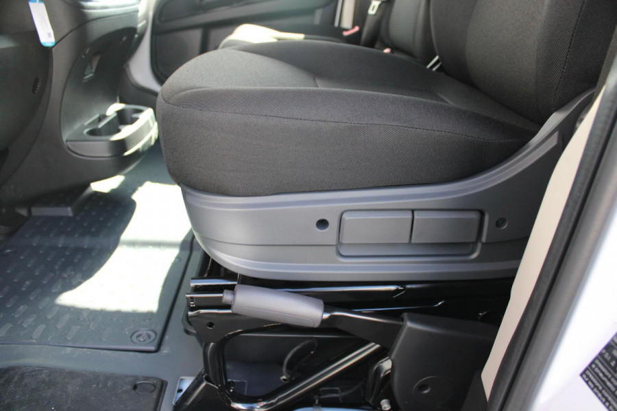 Fiat Ducato 33 2.2 MultiJet 140PK L3H2 | NIEUWE BUS! BPM VRIJ! | ACHTERUITRIJ CAMERA | APPLE CARPLAY/ANDROID AUTO | 3-ZITS | CRUISE CONTROL | CLIMATE CONTROL | DAB+ RADIO | DIGITALE COCKPIT |