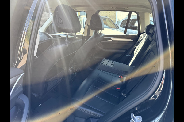 BMW X3 sDrive18d 150pk High Executive Leer, Navi, Trekhaak