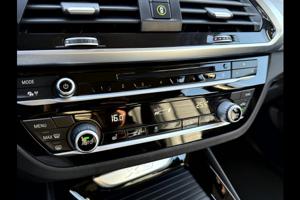 BMW X3 sDrive18d 150pk High Executive Leer, Navi, Trekhaak