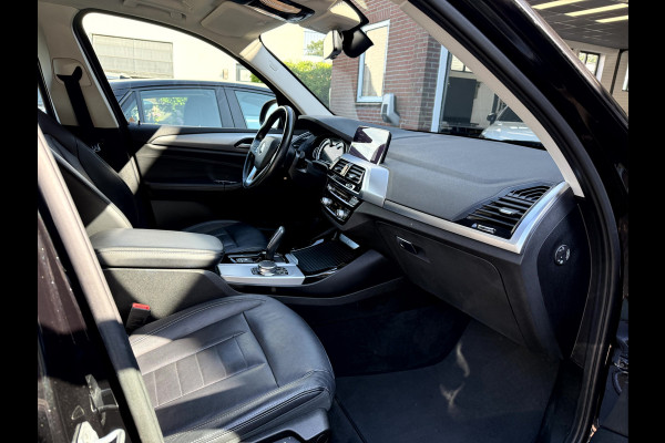 BMW X3 sDrive18d 150pk High Executive Leer, Navi, Trekhaak