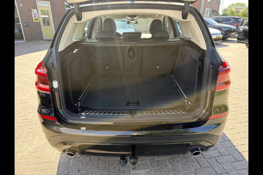 BMW X3 sDrive18d 150pk High Executive Leer, Navi, Trekhaak