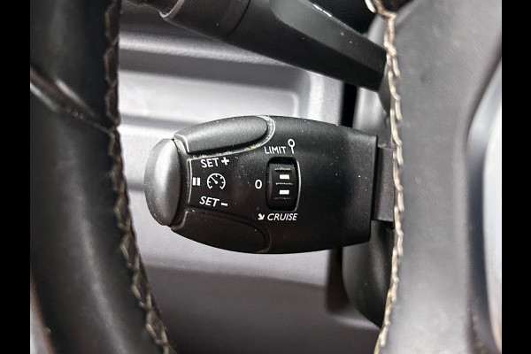 Opel Vivaro 1.5 CDTI L3H1 Edition Dubbele Cabine Airco Navigatie Bluetooth Parkeersensoren Camera Trekhaak