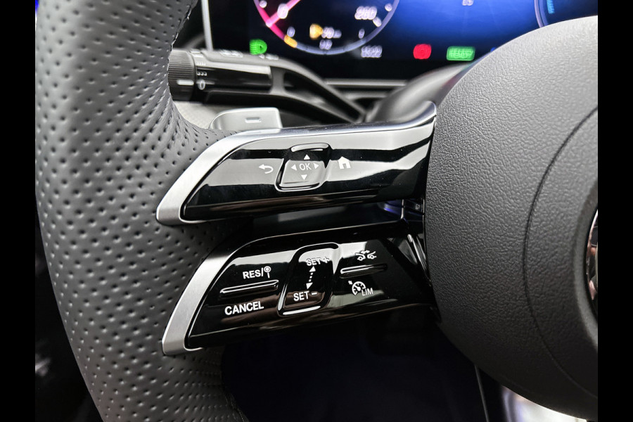 Mercedes-Benz C-Klasse 300 e 140 Years Edition | Premium Plus | Nightpakket | Trekhaak  | Middenconsole metaalstructuur | Panoramaschuifdak | 360° camera | Sfeerverlichting | Sierdelen metaalstructuur | Smartphone-integratie |