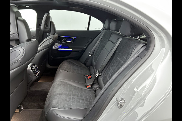 Mercedes-Benz C-Klasse 300 e 140 Years Edition | Premium Plus | Nightpakket | Trekhaak  | Middenconsole metaalstructuur | Panoramaschuifdak | 360° camera | Sfeerverlichting | Sierdelen metaalstructuur | Smartphone-integratie |