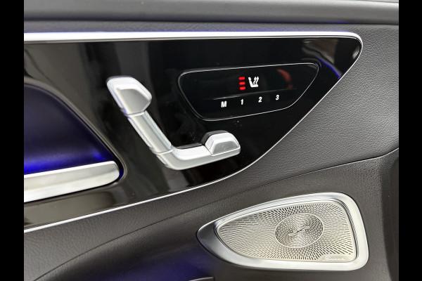 Mercedes-Benz C-Klasse 300 e 140 Years Edition | Premium Plus | Nightpakket | Trekhaak  | Middenconsole metaalstructuur | Panoramaschuifdak | 360° camera | Sfeerverlichting | Sierdelen metaalstructuur | Smartphone-integratie |