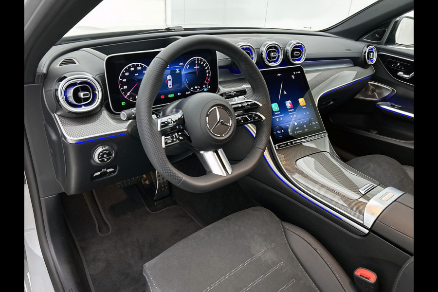 Mercedes-Benz C-Klasse 300 e 140 Years Edition | Premium Plus | Nightpakket | Trekhaak  | Middenconsole metaalstructuur | Panoramaschuifdak | 360° camera | Sfeerverlichting | Sierdelen metaalstructuur | Smartphone-integratie |