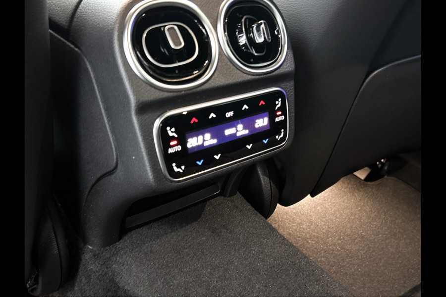 Mercedes-Benz C-Klasse 300 e 140 Years Edition | Premium Plus | Nightpakket | Trekhaak  | Middenconsole metaalstructuur | Panoramaschuifdak | 360° camera | Sfeerverlichting | Sierdelen metaalstructuur | Smartphone-integratie |