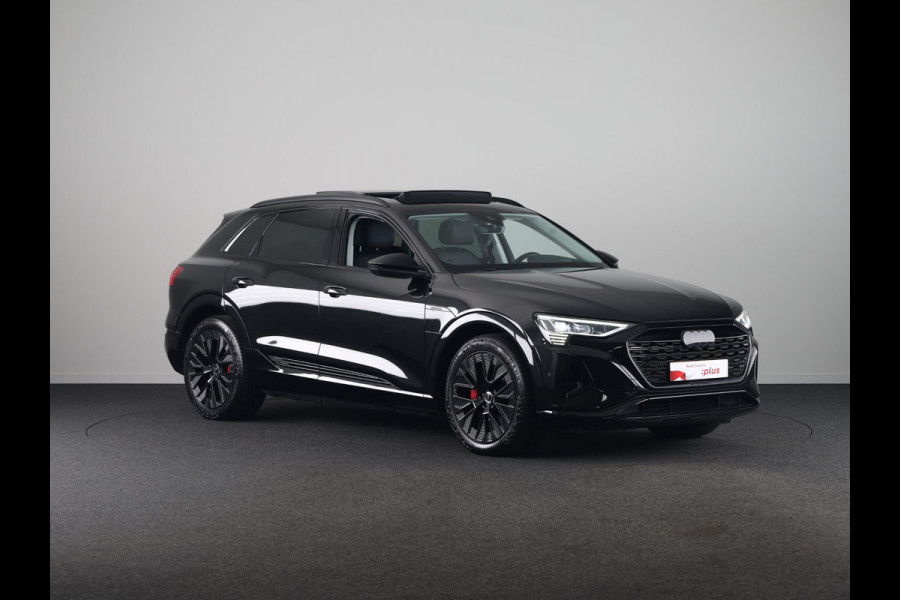 Audi Q8 e-tron 55 quattro Advanced Edition Plus 115 kWh 408pk | Panoramadak | Stoeverwarming voor en achter | Head ip Display | Pack Tour | Pack City