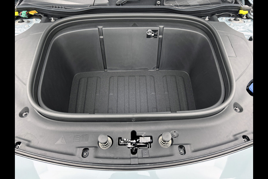Mercedes-Benz CLA-Klasse Shooting Brake 250+ Business Solution AMG 85 kWh | Trekhaak | Vast panoramadak | Warmtewerend, donkergetint glas | URBAN GUARD | 18 inch vijfspaaks lichtmetalen AMG-velgen |